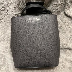 NWT Small Guess Crossbody